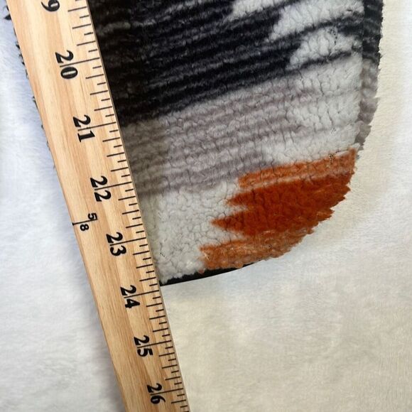 Canada Weather Gear Women's Full Zip Aztec Printed Sherpa‎ NWT women Large - Picture 5 of 8